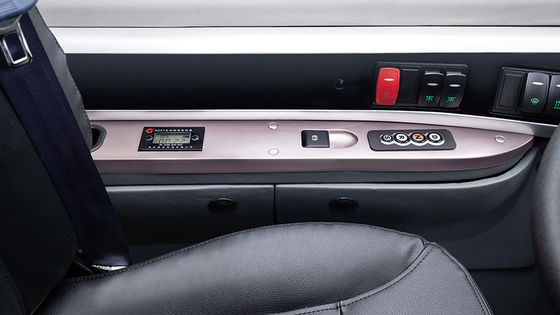 6 メートルコーチ EV シティバス 90.24kwh 160KM-180KM エンドランスレンジ 電気自動車